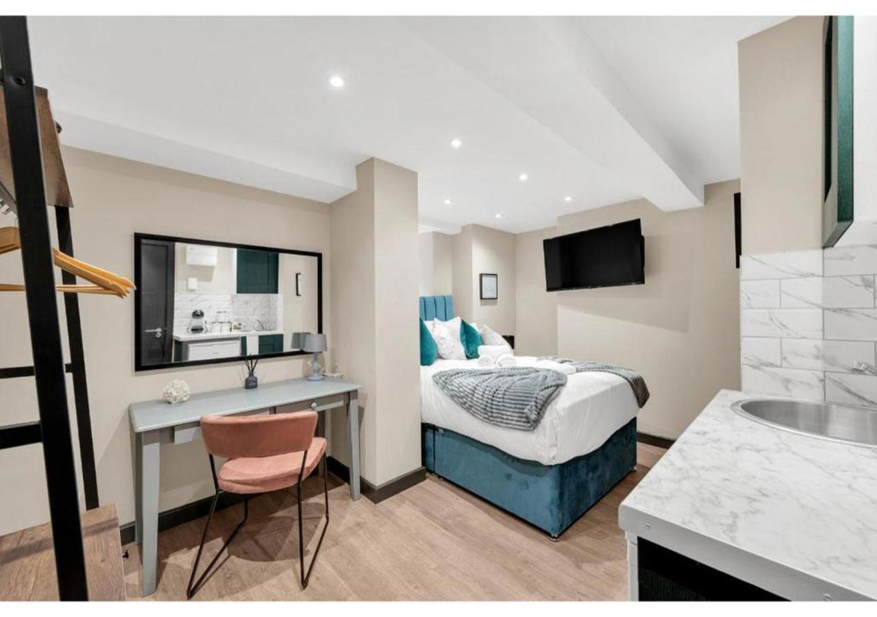 Apartment Serene Bliss: Perfect For 2 London