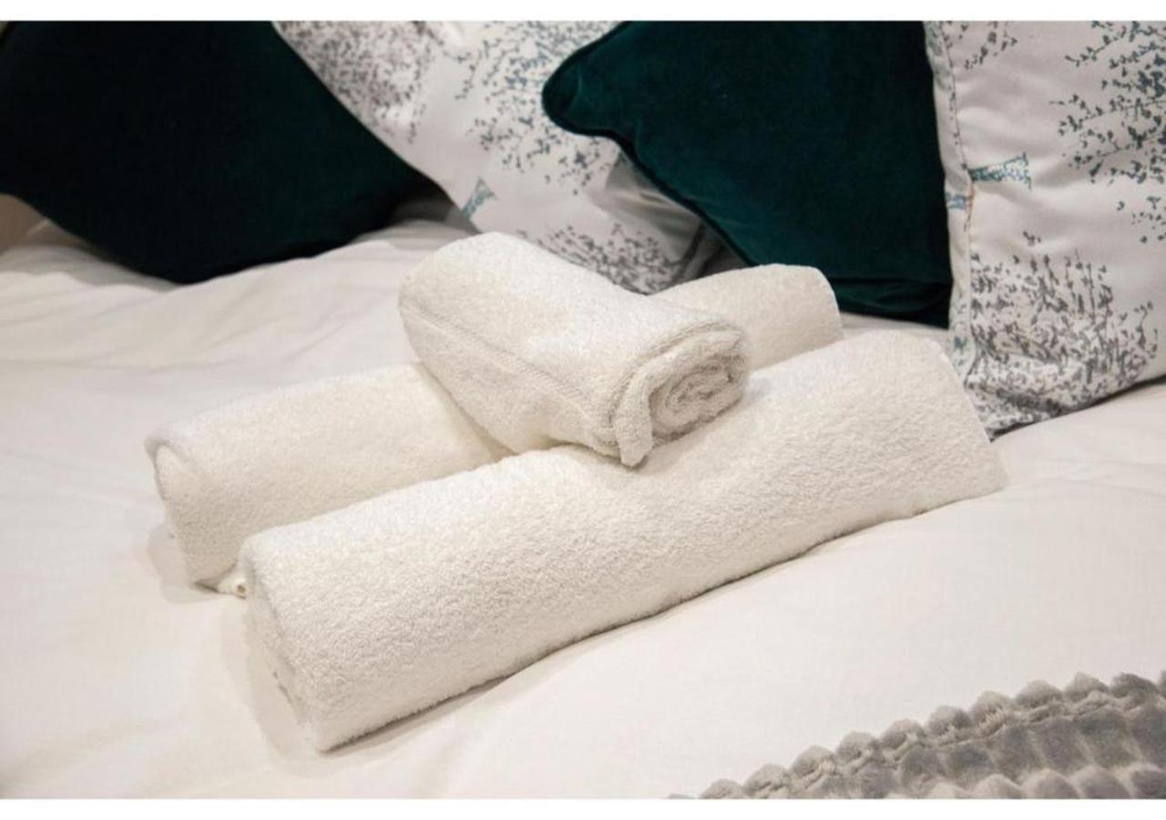 Serene Bliss: Perfect For 2 London